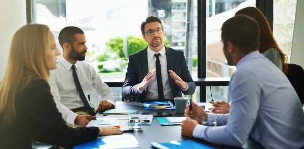 Mengatasi tantangan persaingan bisnis di era digital saat ini